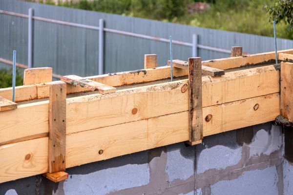 Poured Wall Construction in Reston
