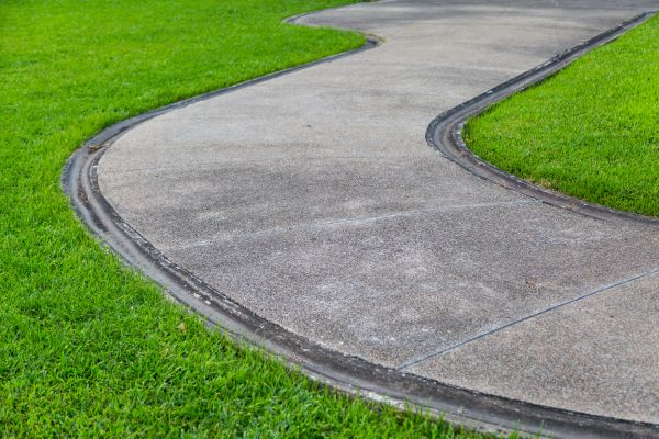 Concrete Sidewalk Construction in Reston