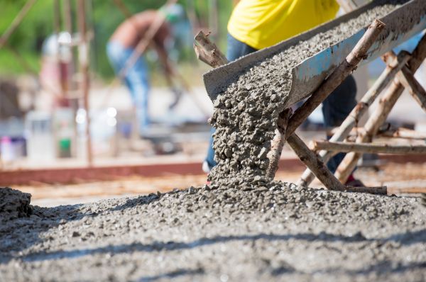 Backyard Concrete Pouring in Reston
