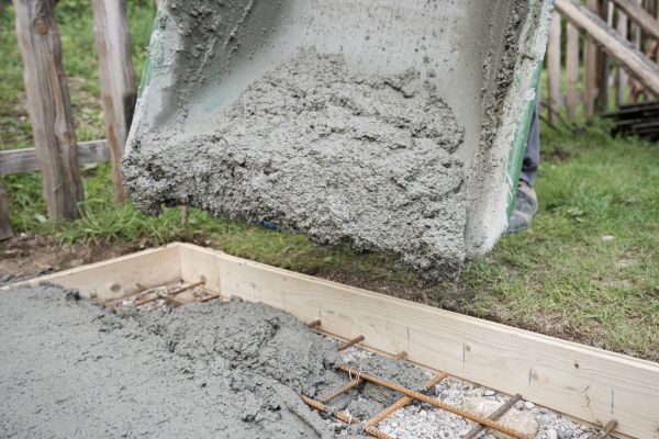 Yard Concrete Pouring in Reston