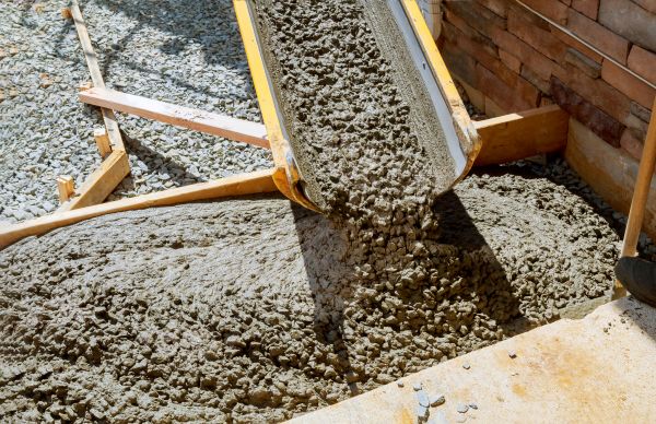 Cement Walkway Pouring in Reston