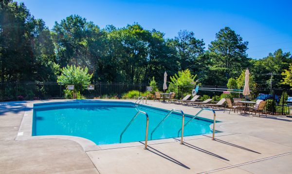 Cost of Pool Paving Installation in Reston